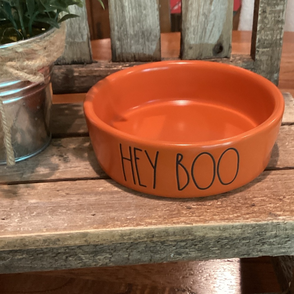 Rae Dunn HEY BOO Halloween Pet Bowl